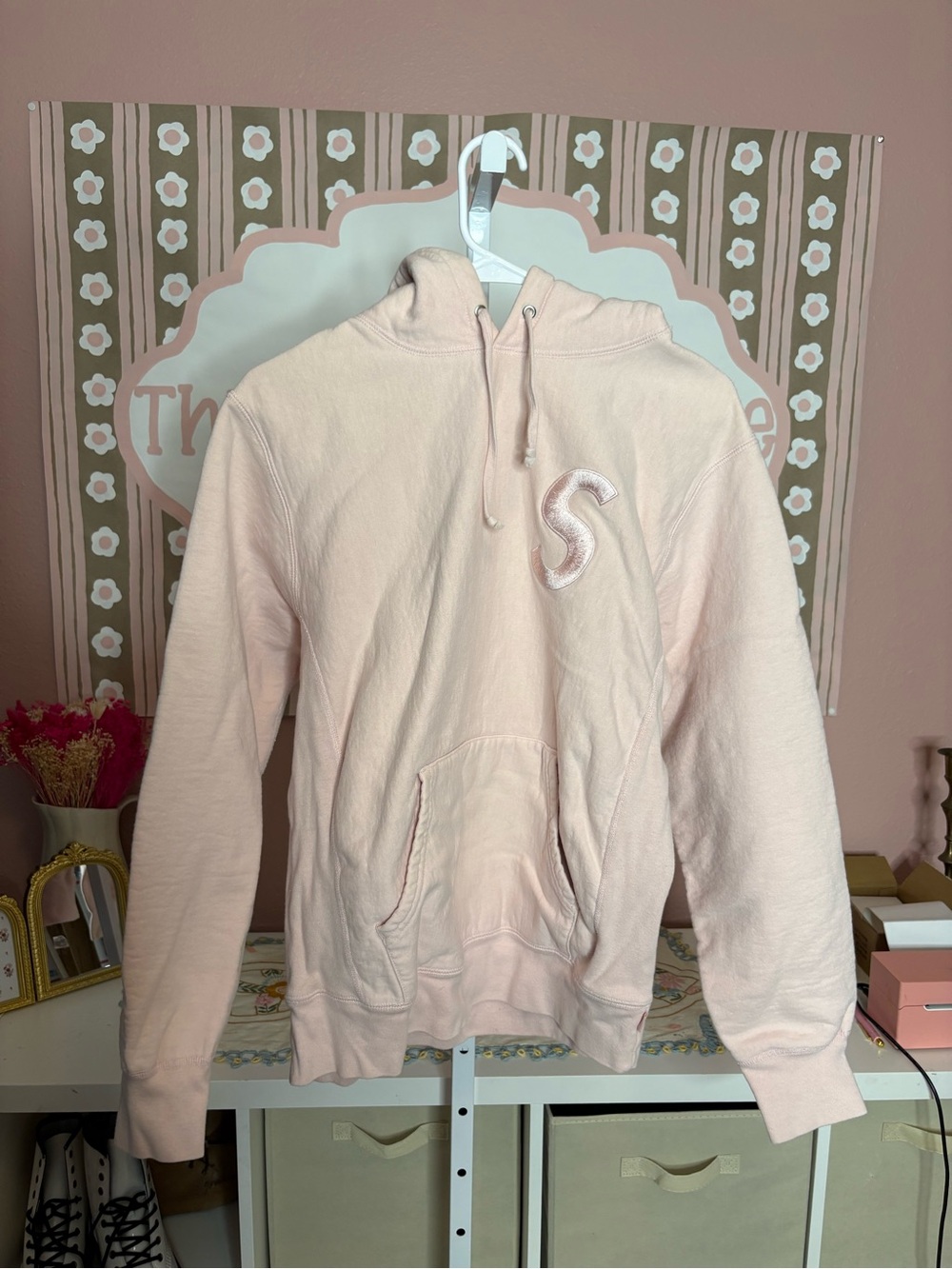 Light Pink Supreme Pullover Hoodie Sweatshirt